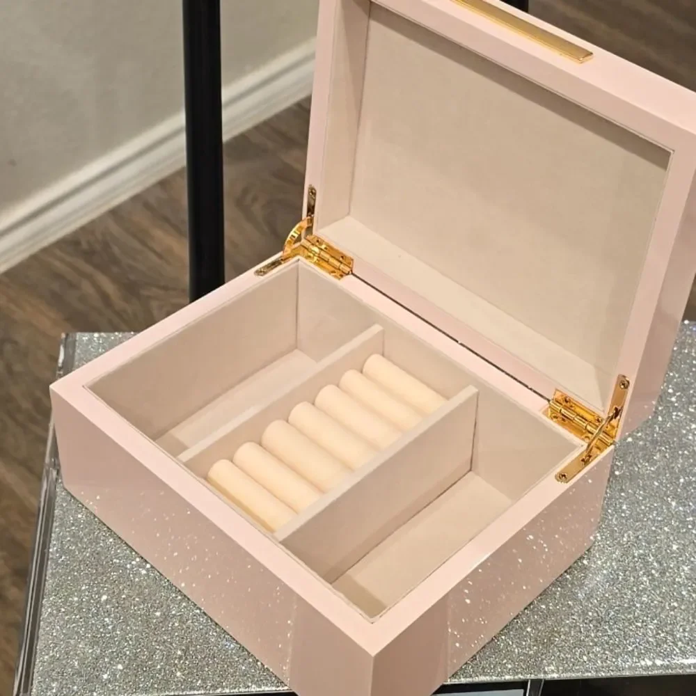 At Home Pink‎ & Gold Jewelry Storage Case